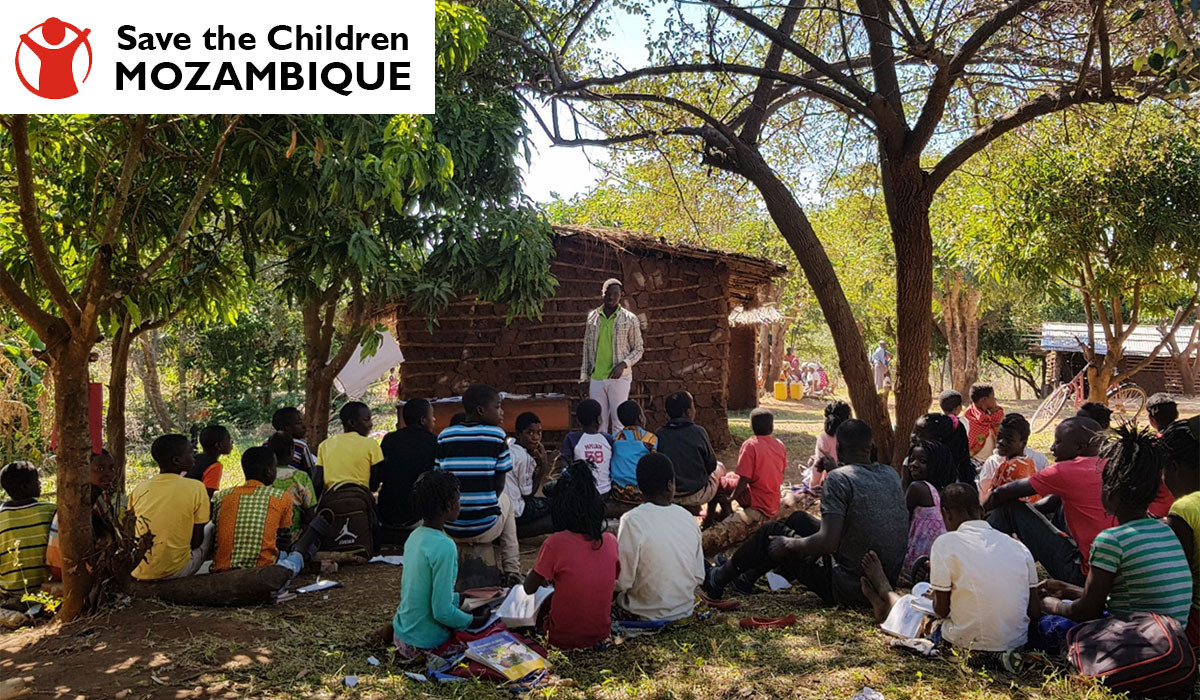 Save the Children and Mozambique: School wederopbouw Mozambique